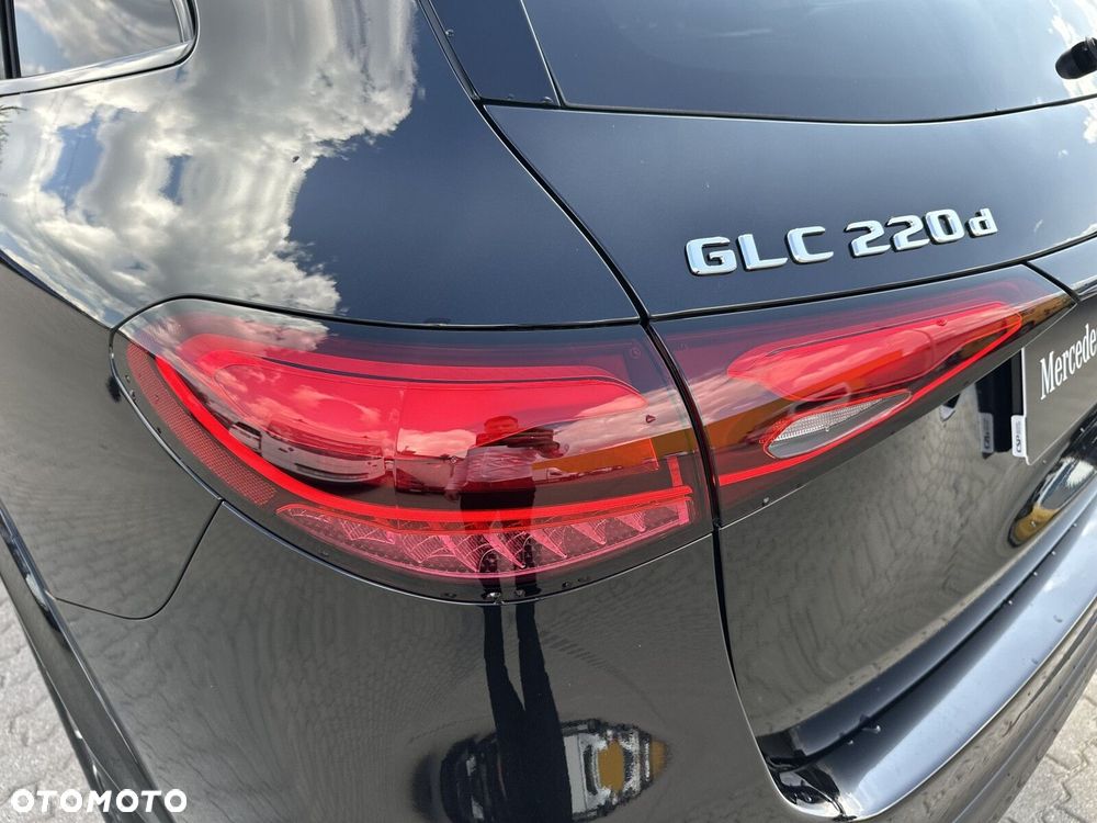 Mercedes-Benz GLC - 11
