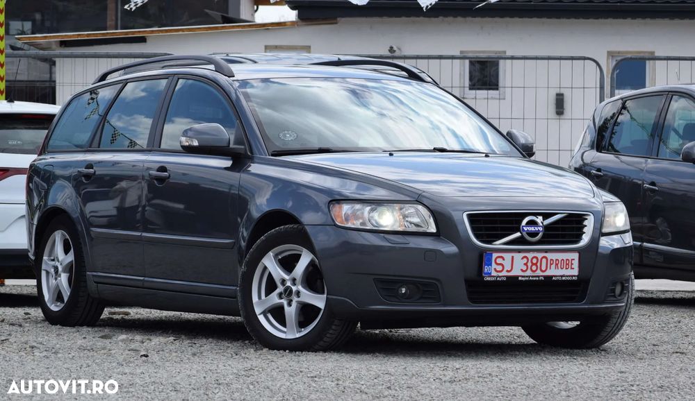 Volvo V50 - 1
