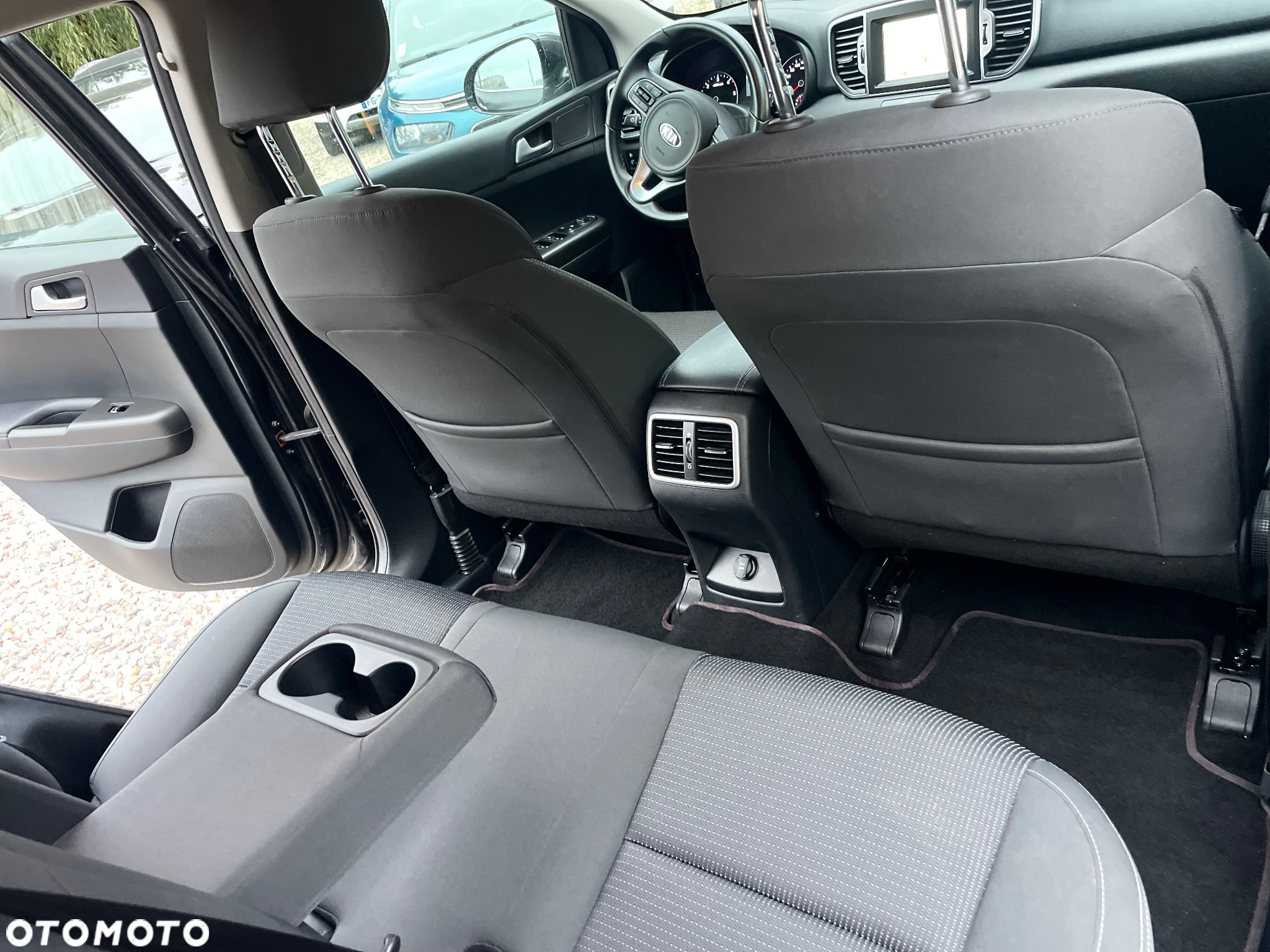 Kia Sportage 1.7 CRDI Business Line L 2WD - 18