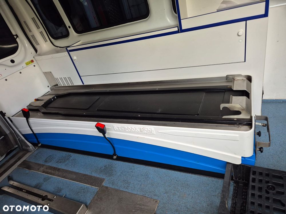 Łóżko karetka. - 1