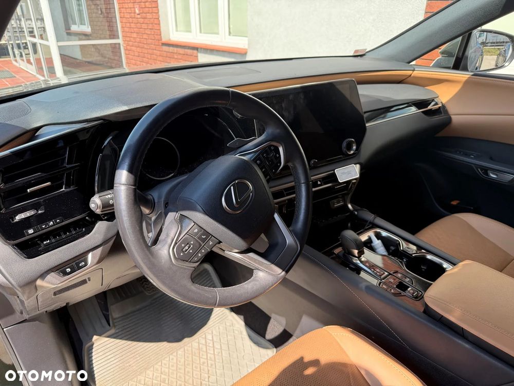 Lexus RX 450h+ Prestige - 4