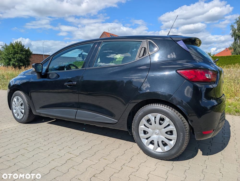 Renault Clio 1.2 16V Life - 11