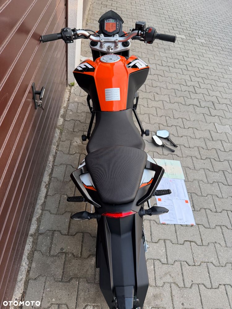 KTM Duke 125 - 14
