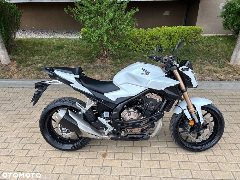 Honda CB - 1