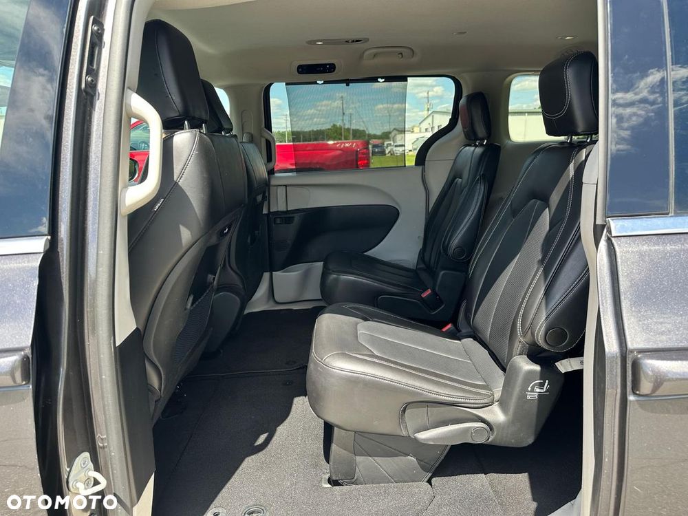Chrysler Pacifica ver-3-6-limited - 11