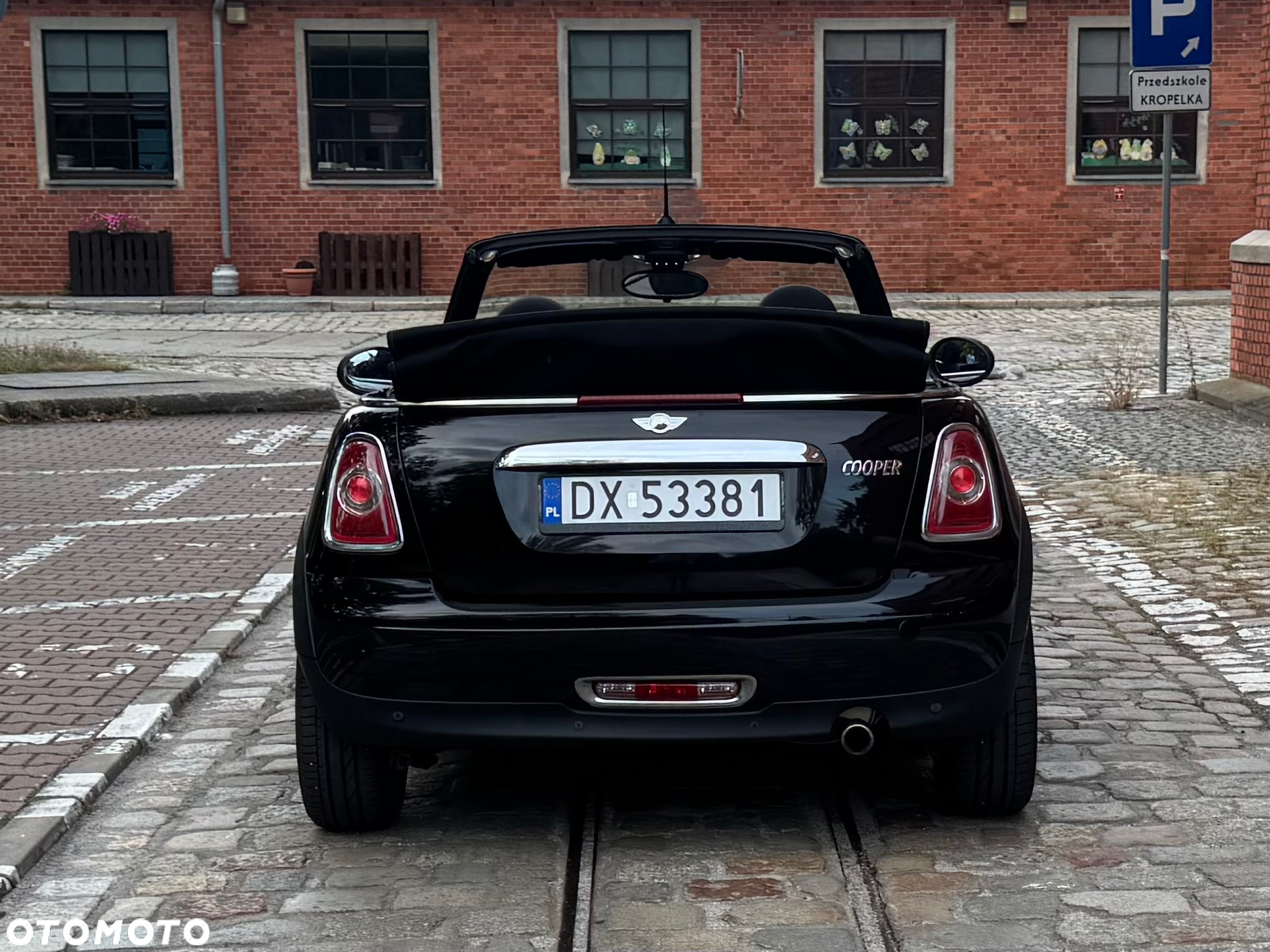 MINI Cooper Cabrio - 11