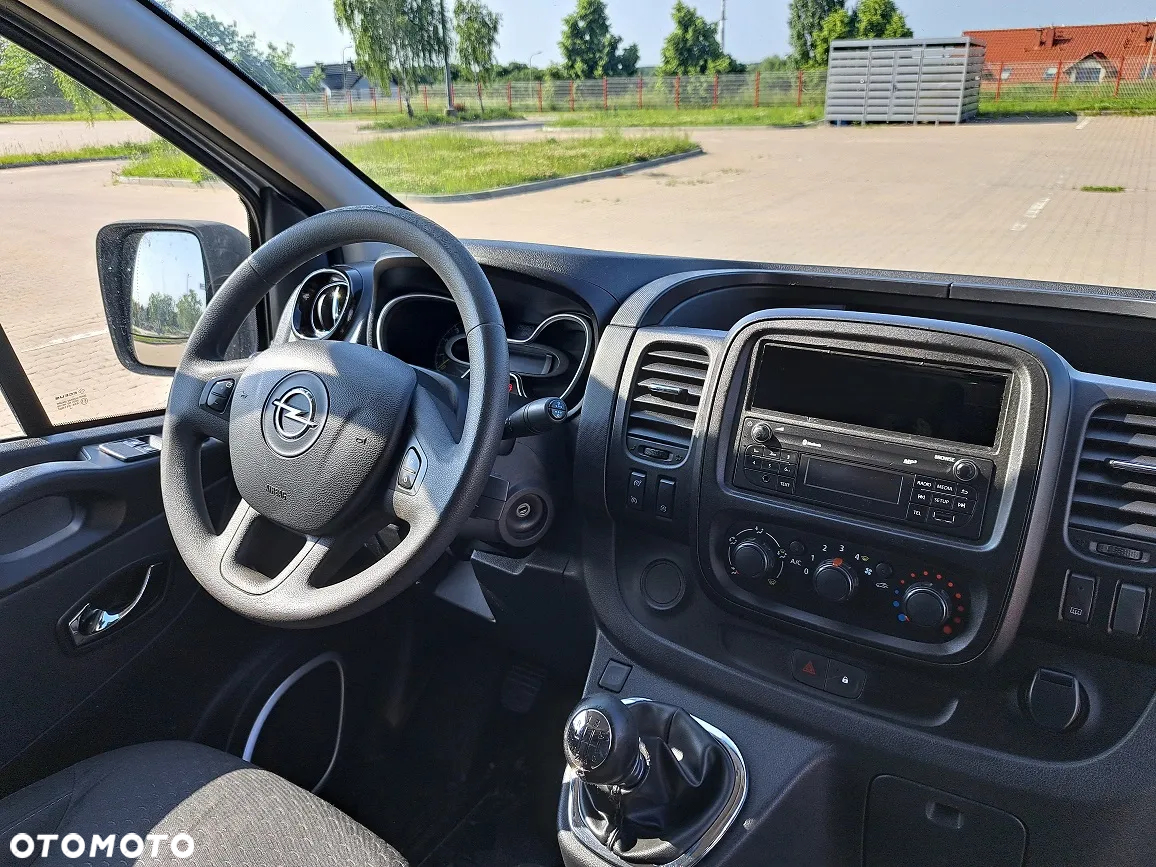 Opel Vivaro - 15