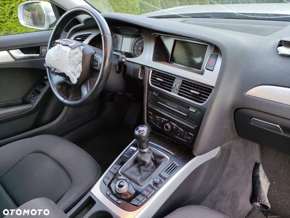 Audi A4 Limousine 2.0 TDI 112g DPF Ambiente - 23