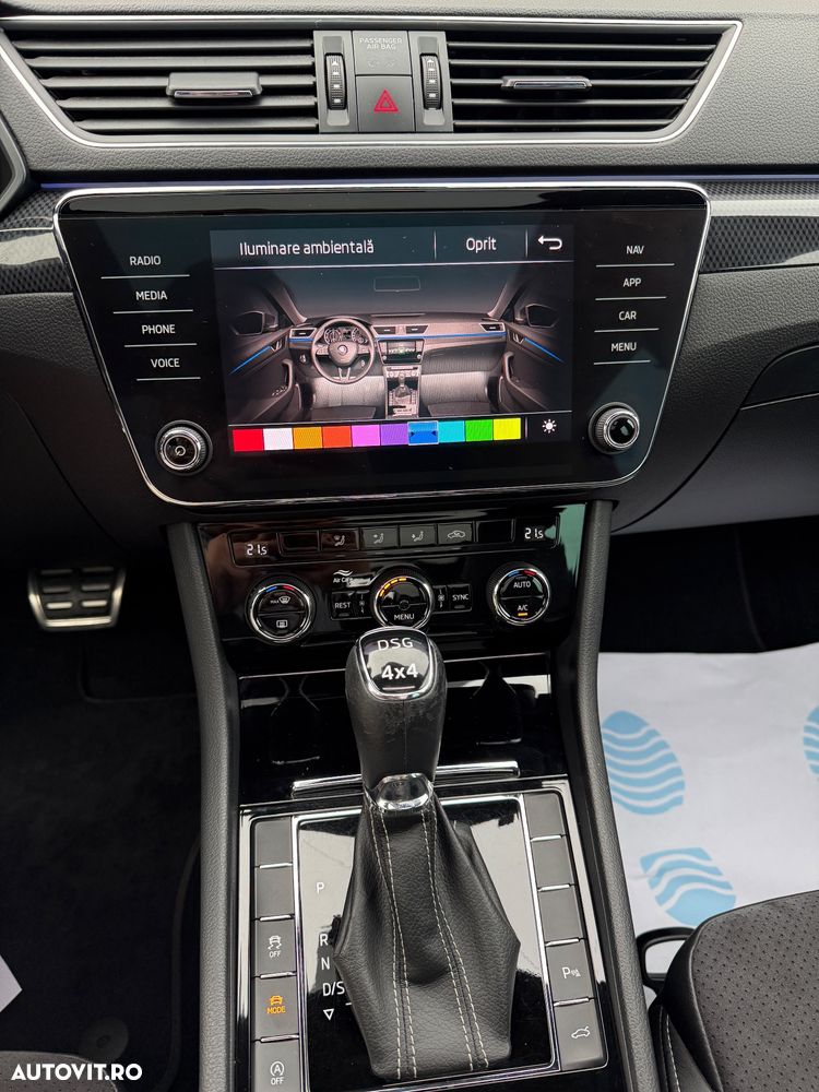 Skoda Superb 2.0 TDI 4X4 DSG Sportline - 32