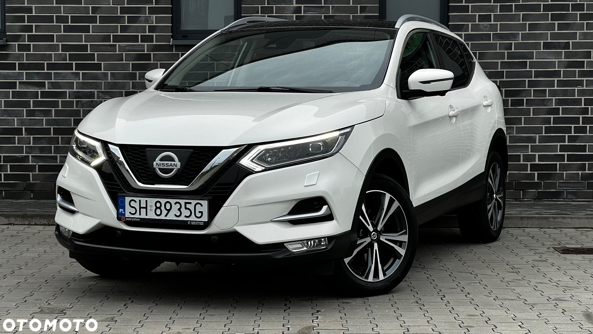 Nissan Qashqai 1.6 DIG-T N-Connecta - 4