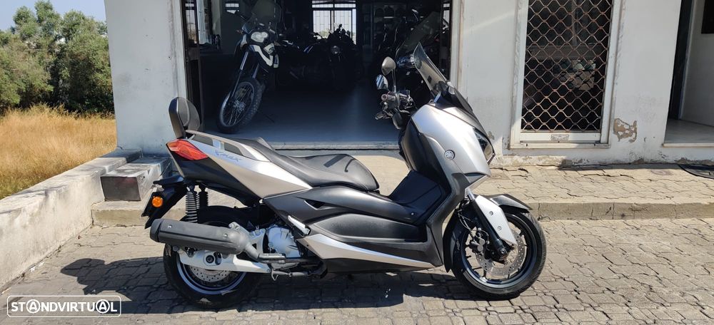 Yamaha X-Max 125 - 3