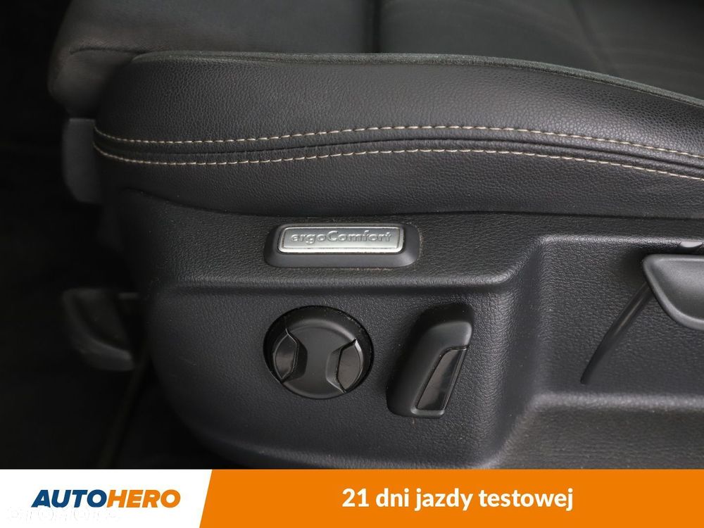 Volkswagen Passat Alltrack - 35