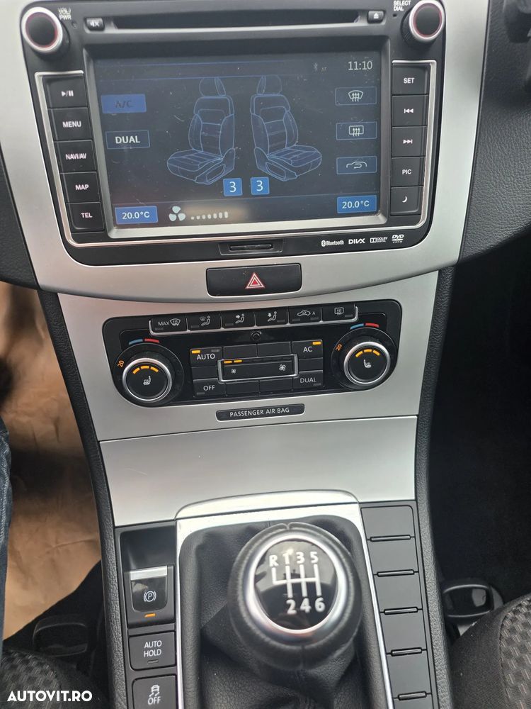 Volkswagen Passat - 16