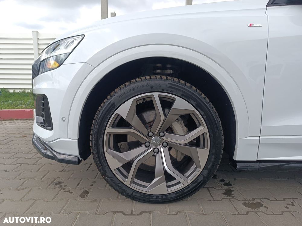 Audi Q8 3.0 55 TFSI quattro Tiptronic MHEV - 3