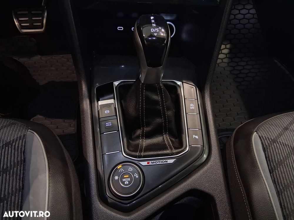 Volkswagen Tiguan 2.0 TDI SCR DSG 4Motion R-Line - 19