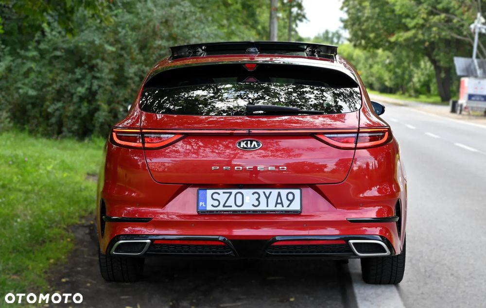 Kia ProCeed - 7
