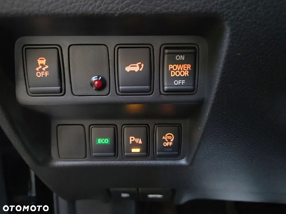 Nissan X-Trail 1.6 DCi Tekna Xtronic 2WD EU6 - 23