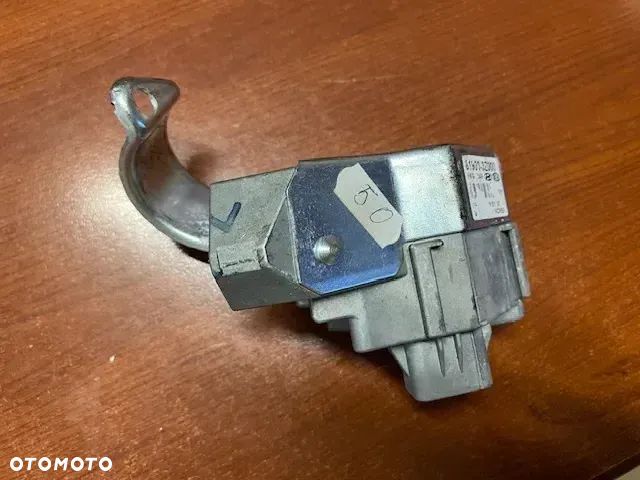 BLOKADA KIEROWNICY HYUNDAI I40 81900-3Z000 - 3