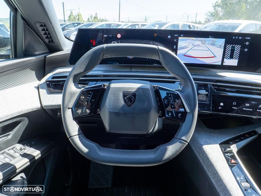 Peugeot E-3008 73 kWh GT - 28