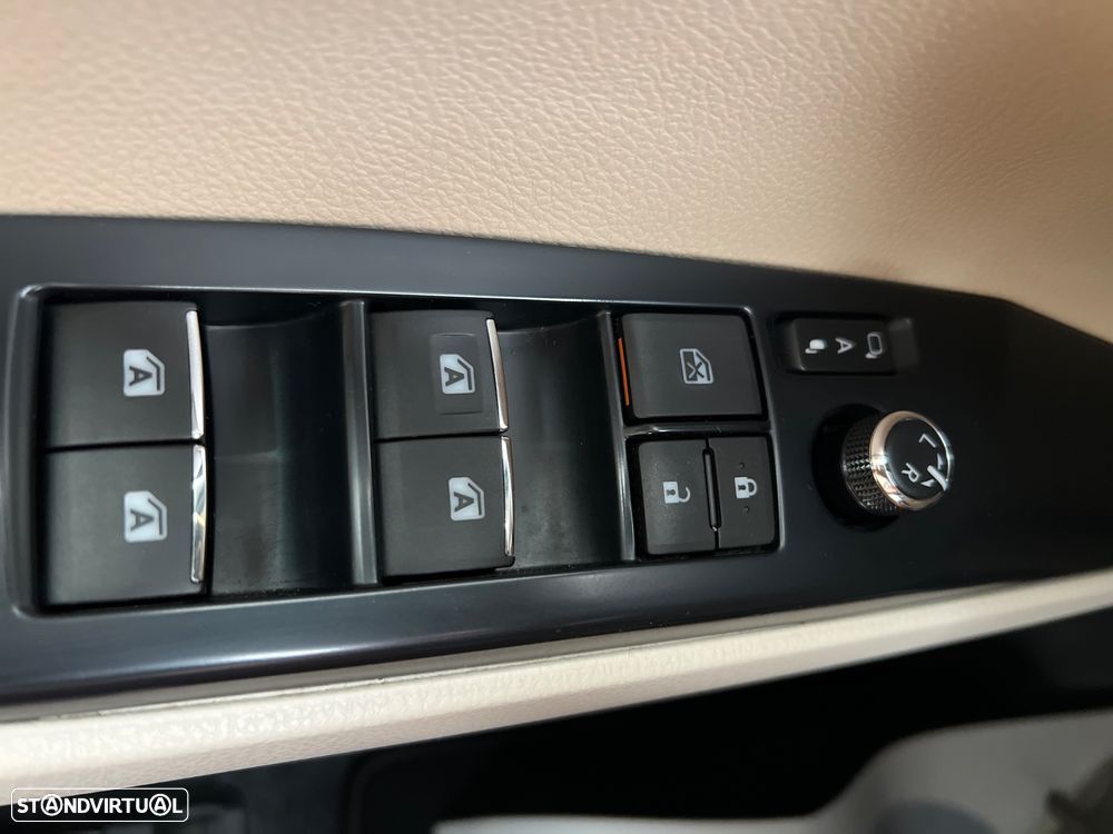 Toyota Camry 2.5 Hybrid Exclusive - 27