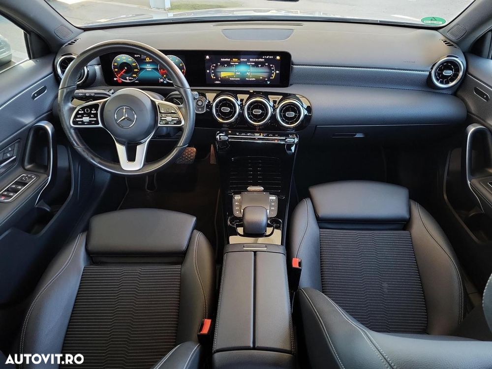 Mercedes-Benz A 200 7G-DCT - 10