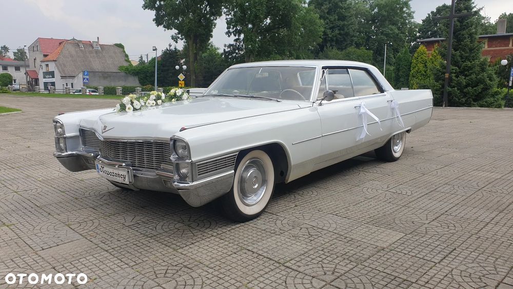 Cadillac Deville - 27