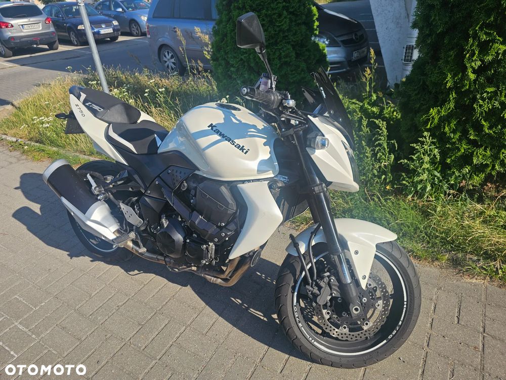 Kawasaki Z - 6