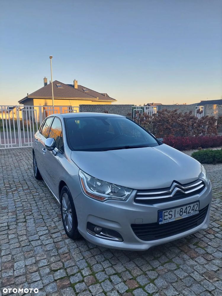 Citroën C4 e-HDi 115 ETG6 Exclusive - 2