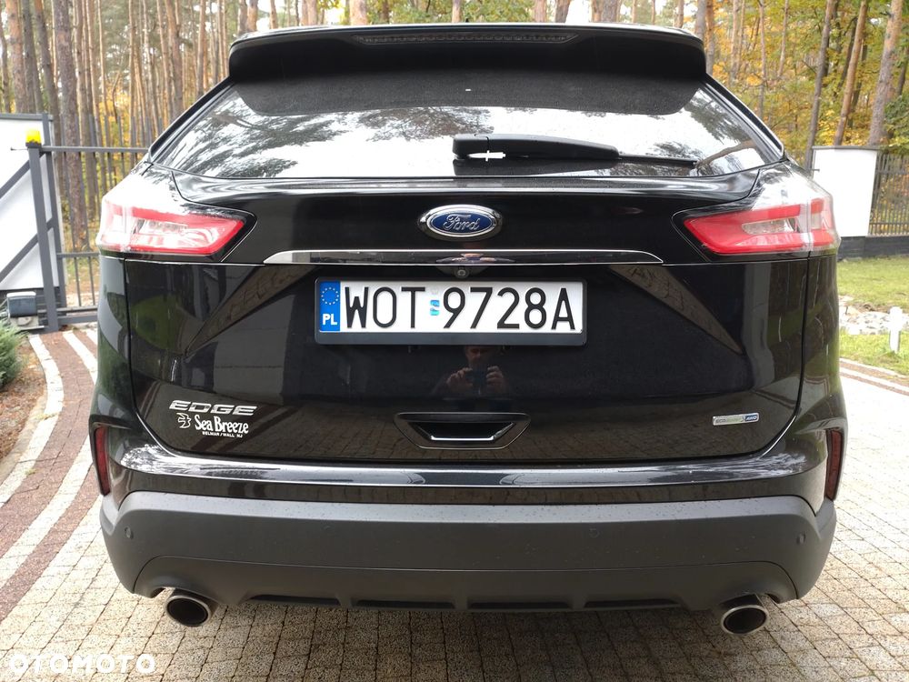 Ford Edge - 8