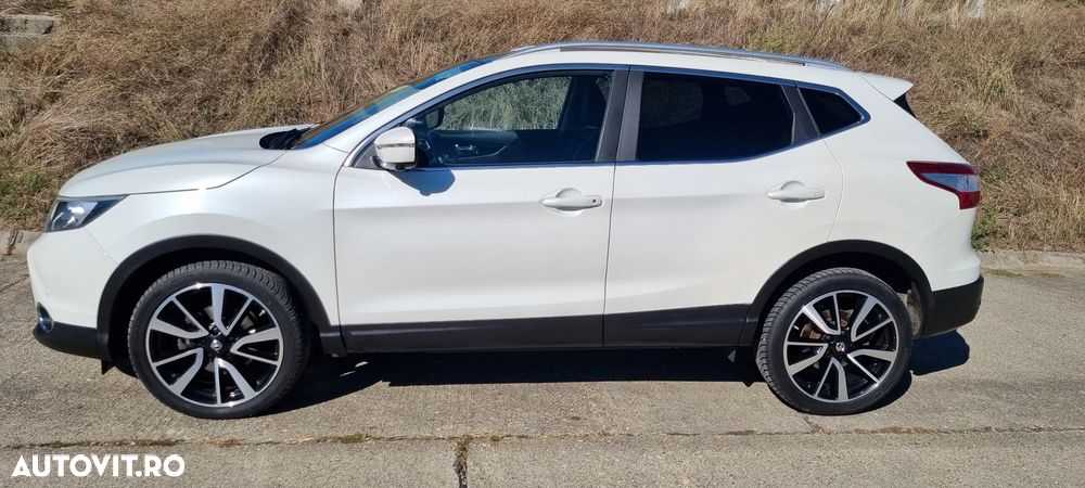 Nissan Qashqai 1.6 DCI Xtronic TEKNA+ - 6