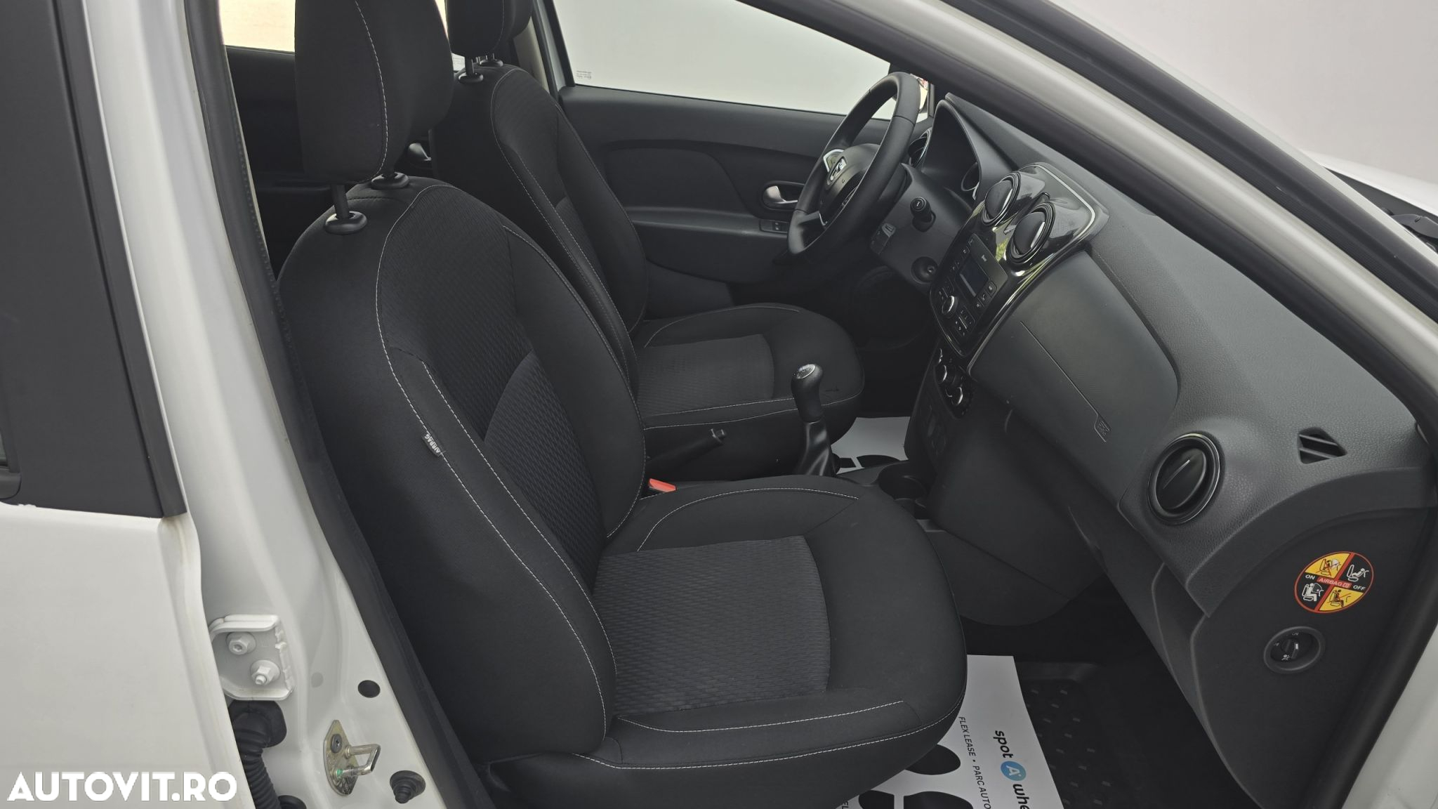 Dacia Logan 0.9 TCe Laureate - 19