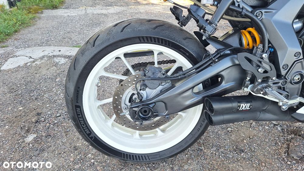 Yamaha R7 - 4