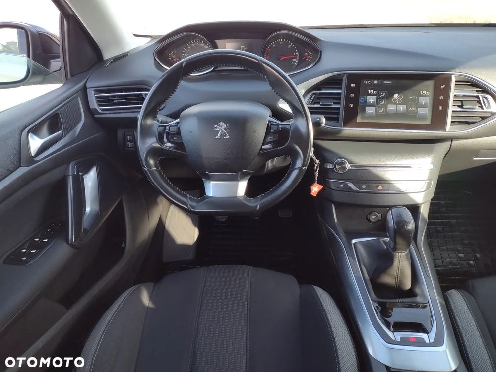 Peugeot 308 - 12