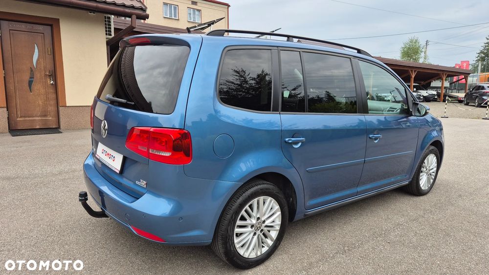 Volkswagen Touran 1.6 TDI DPF Highline - 2