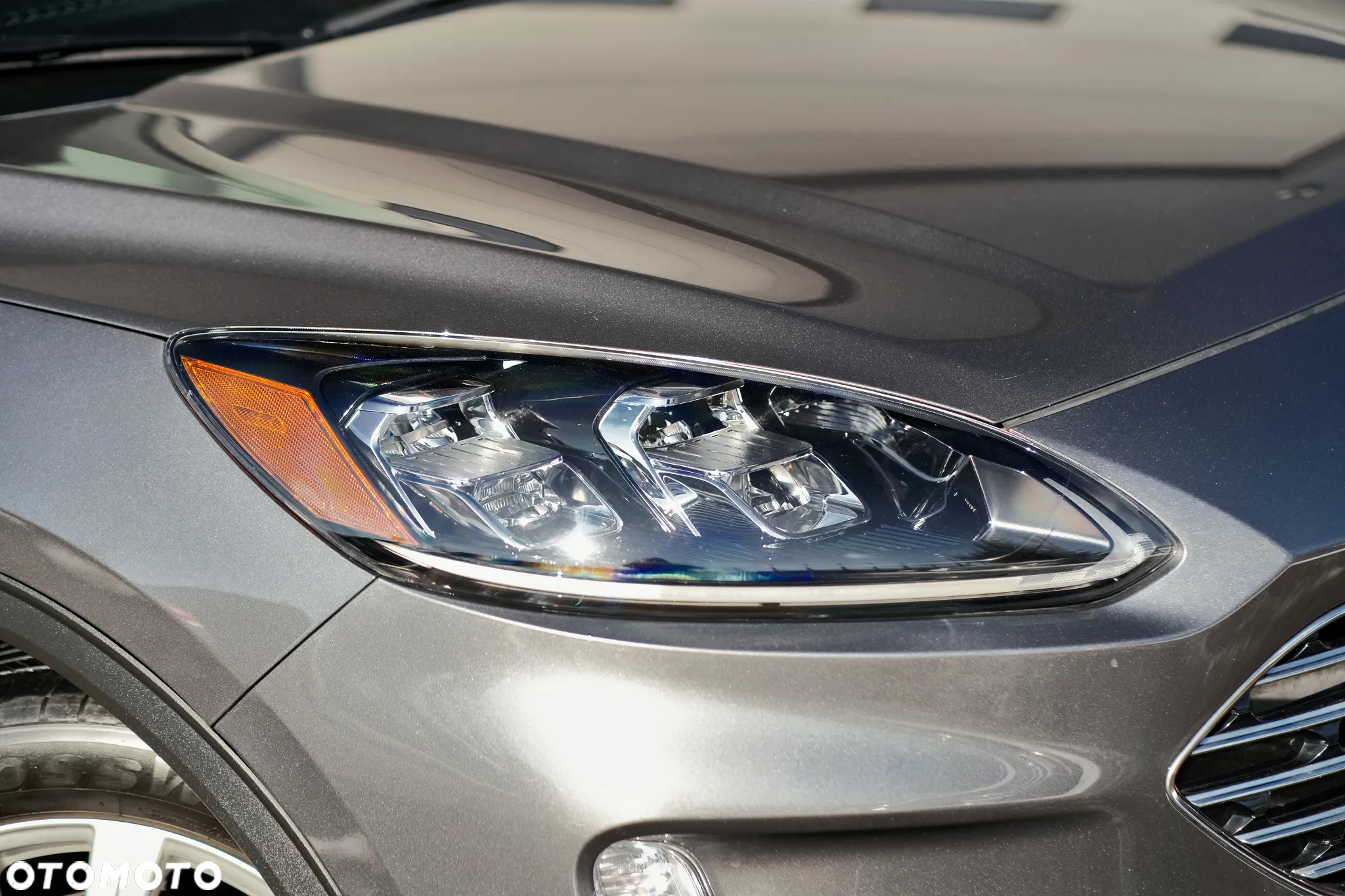 Ford Kuga 2.5 FHEV AWD Titanium - 5