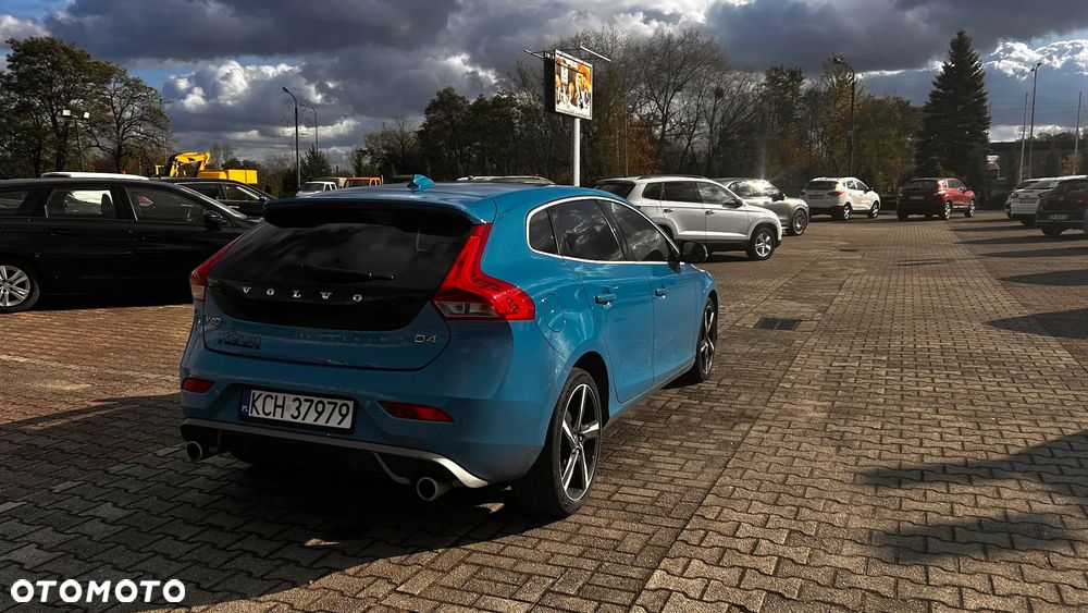 Volvo V40 D4 Drive-E R-Design Summum - 7