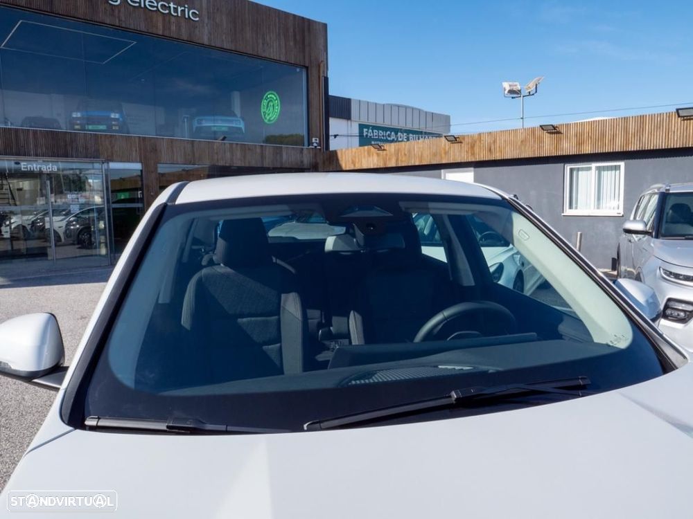 BMW iX1 eDrive20 - 8