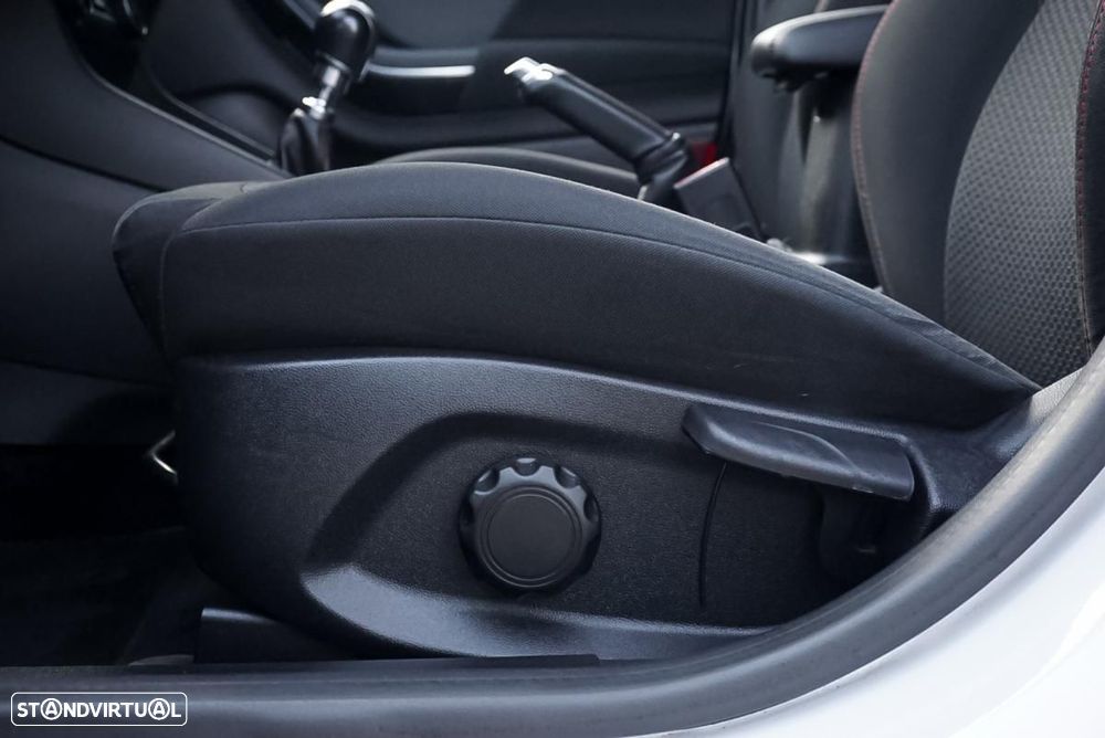 Ford Fiesta 1.0 EcoBoost ST-Line - 20