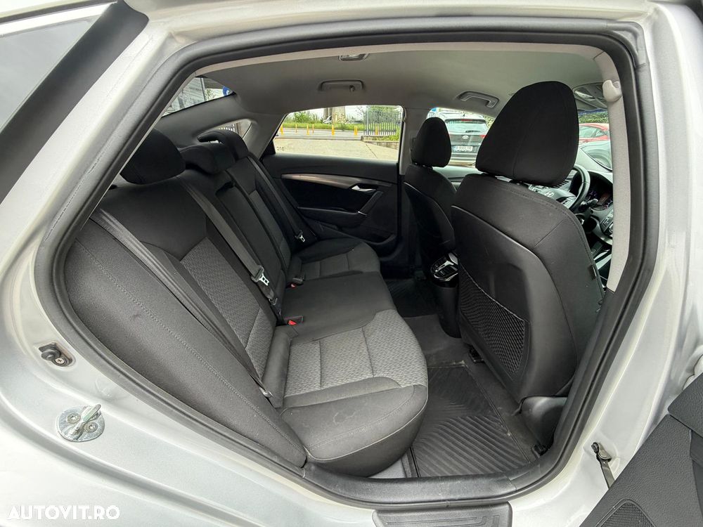 Hyundai i40 1.7 CRDI DPF Highway - 13