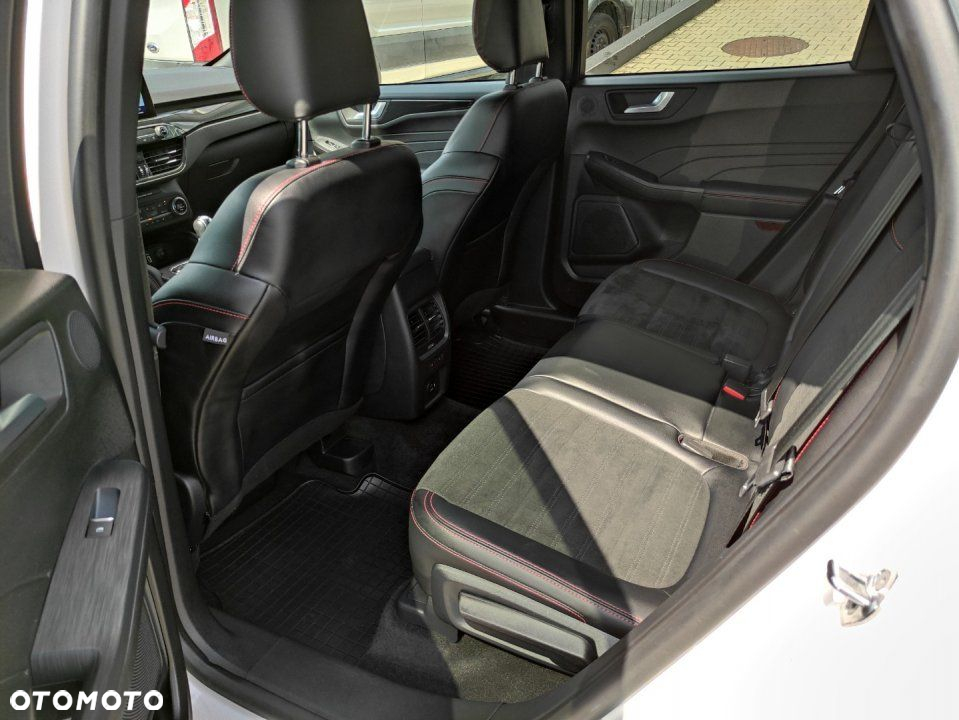 Ford Kuga - 15