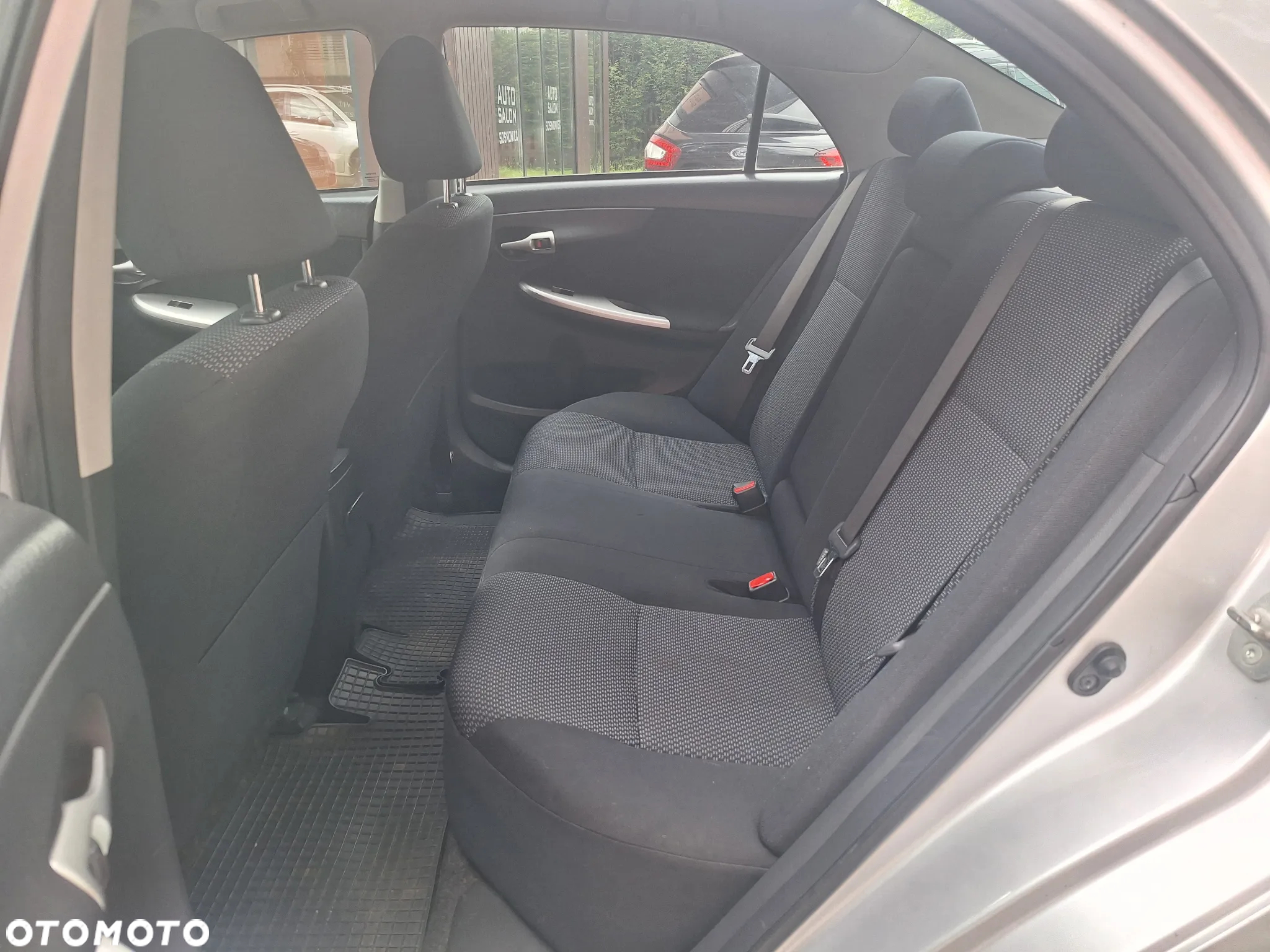 Toyota Corolla 1.6 Luna - 12