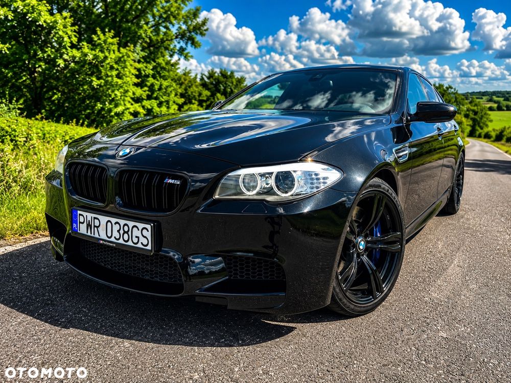BMW M5 Standard - 1
