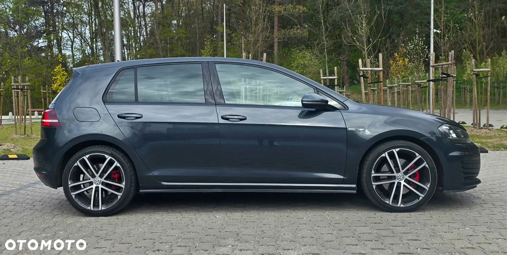 Volkswagen Golf 2.0 TDI BMT GTD - 27