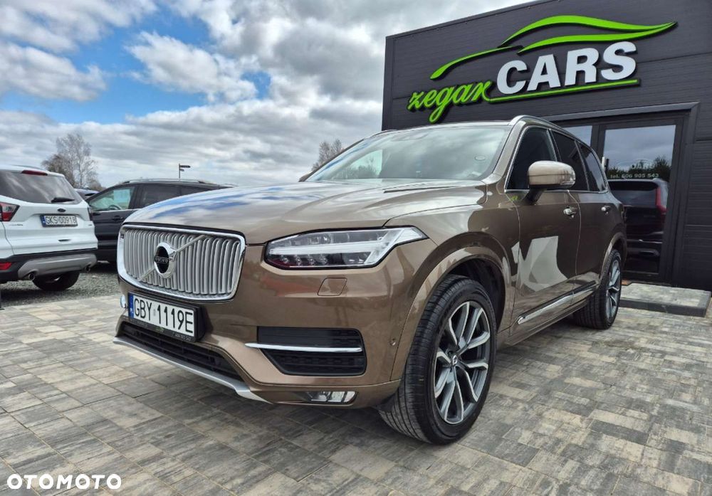 Volvo XC 90 - 21