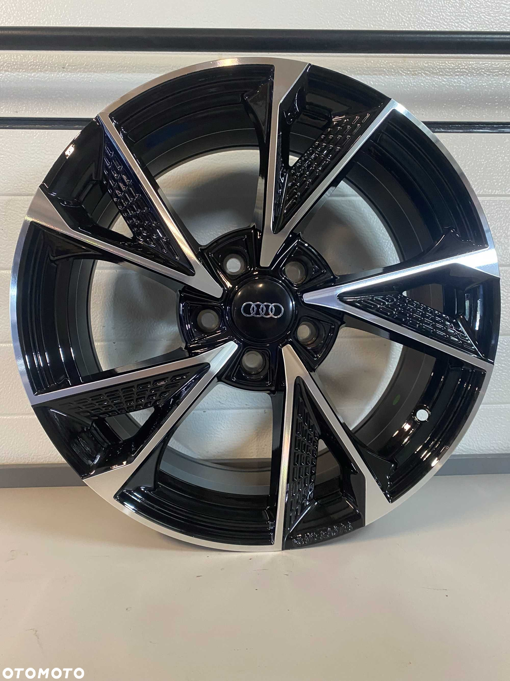 Alufelgi 17 5x112 Et.30 7,5J Audi A3 A4 B6 B7 B8 B9 A5 Q2 Q3 Q5 - 2