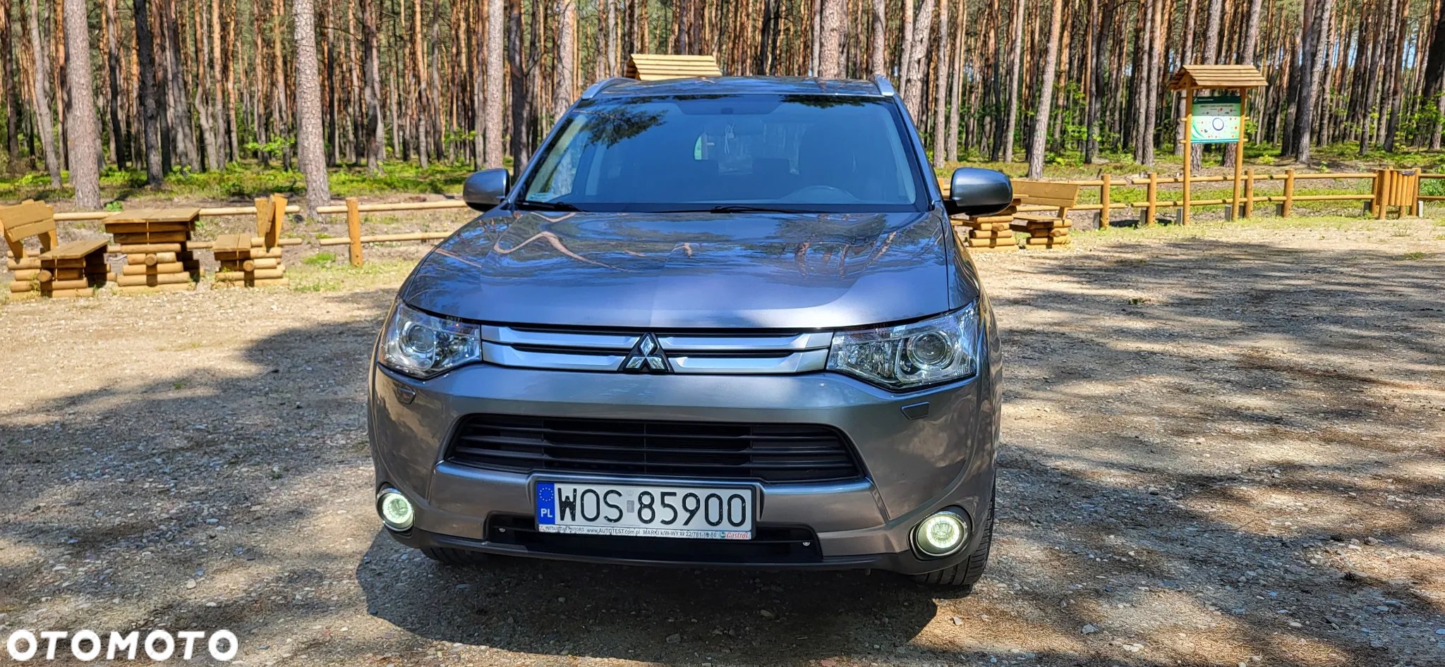 Mitsubishi Outlander - 2