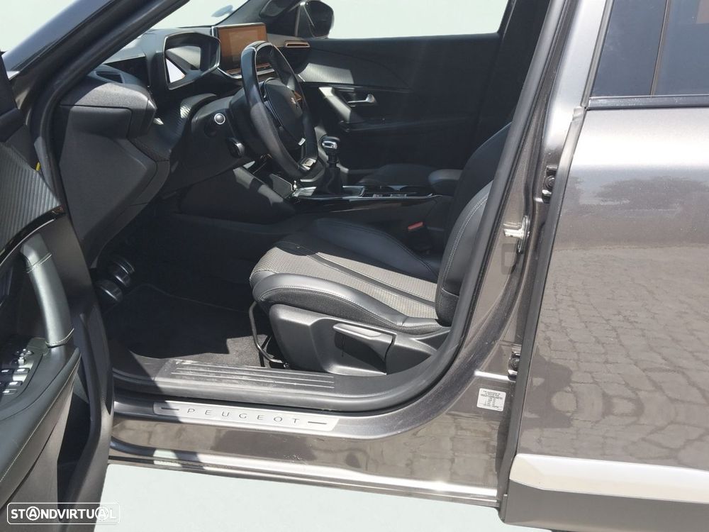 Peugeot 2008 1.5 BlueHDi GT - 10