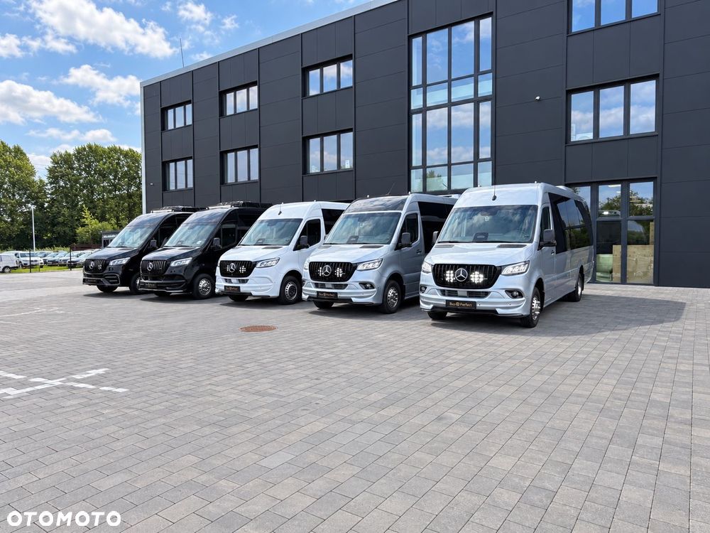 Mercedes-Benz SPRINTER 519 CDI 19+1+1 DUŻY BAGAŻNIK - 29