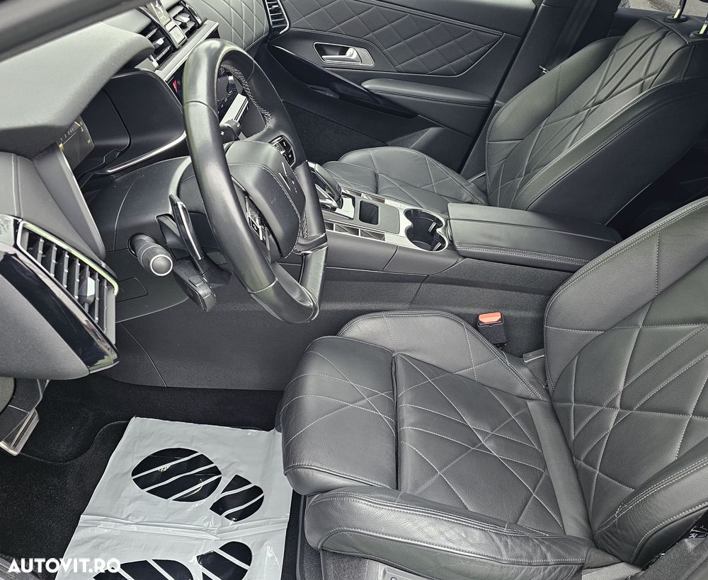 DS Automobiles DS 7 Crossback - 11