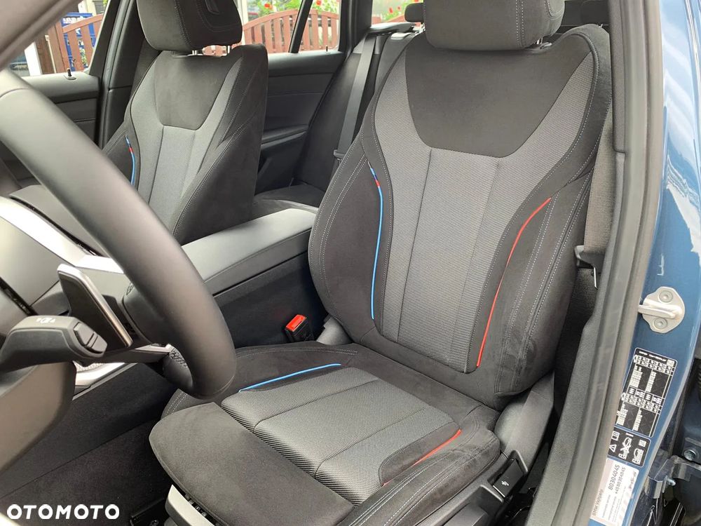 BMW Seria 3 330i xDrive M Sport - 21